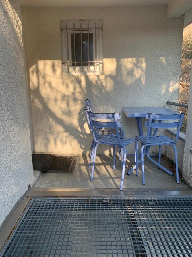 Domene Studio Terrasse Parking Apartment Bagian luar foto