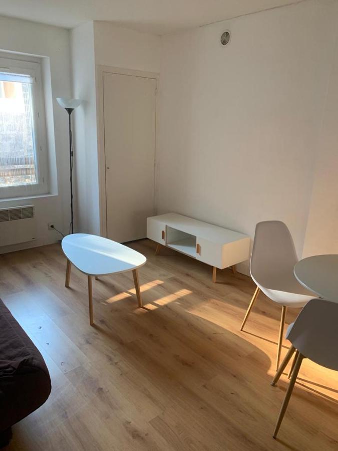 Domene Studio Terrasse Parking Apartment Bagian luar foto